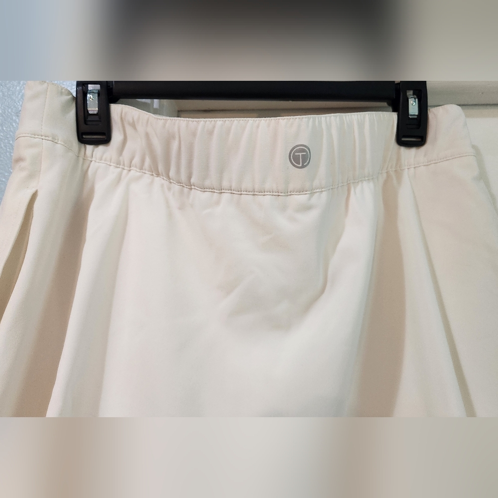Women's Talbots White Skort, Size L - Picture 10 of 10